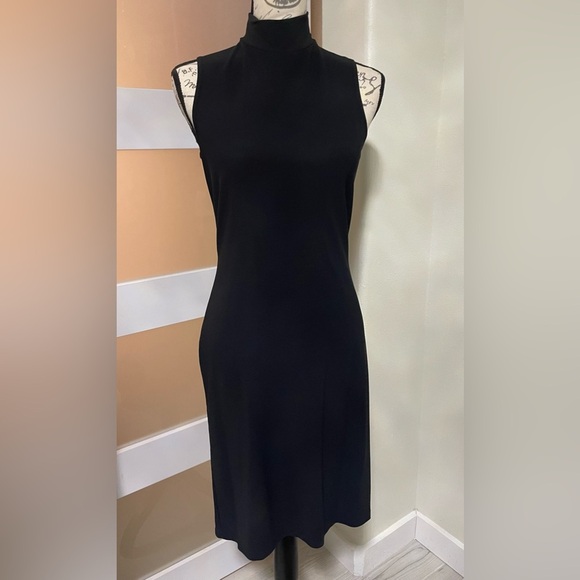 Boston Proper Dresses & Skirts - 💎 Boston Proper Black Sleeveless Knee-Length Cocktail Dress